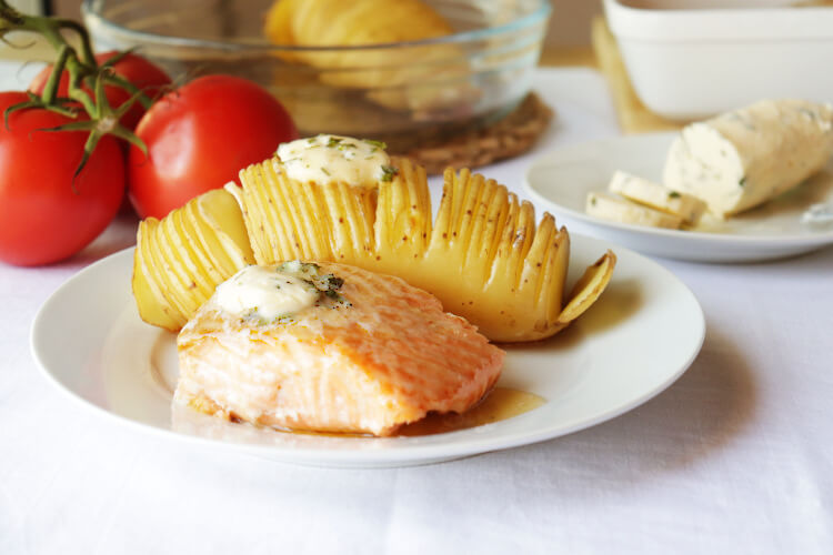 Voňavé máslo s bazalkou a kapkou citronu a pepře aromarecepty